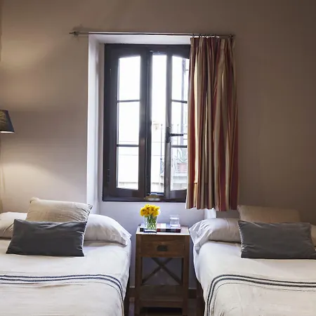 Ainb Ramblas-guardia * Barcelona