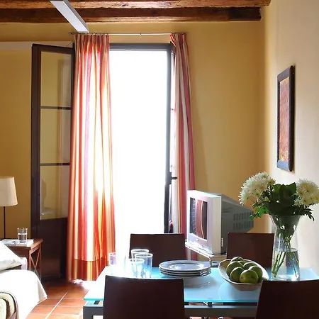 Ainb Ramblas-guardia Apartman *