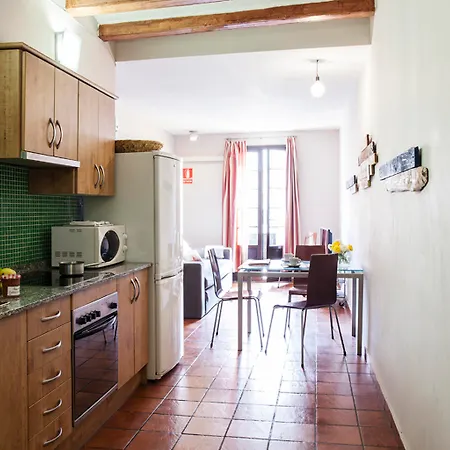 Ainb Ramblas-guardia Apartamento