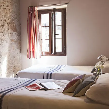 Apartament Ainb Ramblas-guardia Barcelona