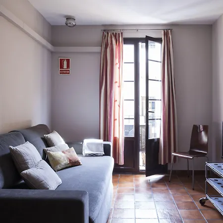 Apartament Ainb Ramblas-guardia Barcelona